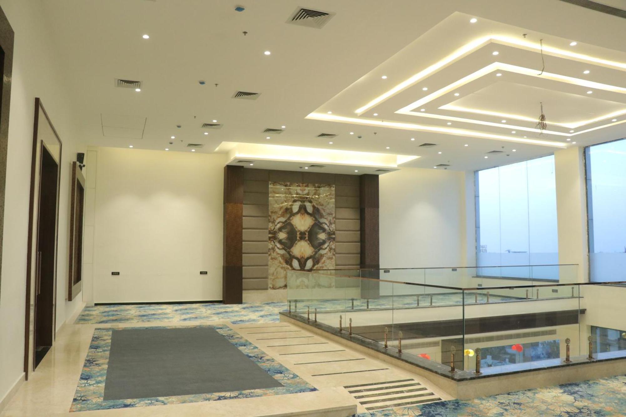 Una  Pt Moolraj Residency酒店 外观 照片